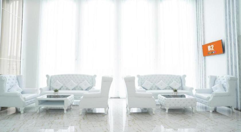 B2 Premier Hotel 4*